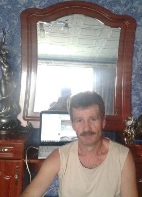 Віктор Довбуш, 57, Україна, Новодністровськ