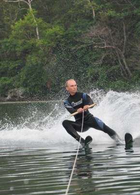 Алексей из Петропавловск-Камчатския 37 лет