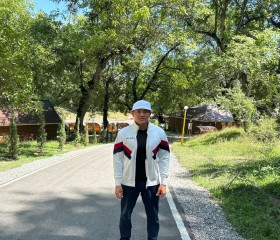 Нурсултан, 31 год, Бишкек