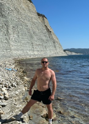 Sergey, 40, Russia, Saint Petersburg