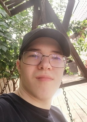 Александр, 19, Россия, Юрга