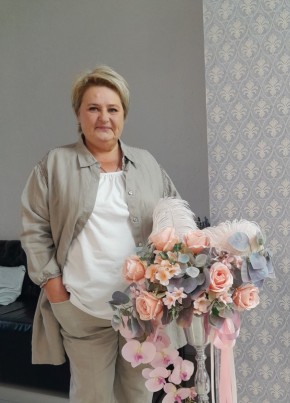 Эльвира, 56, Россия, Каменск-Уральский