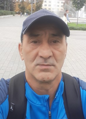 Эдуард из Ревды 54 года