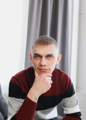 Денис из Москвы 33 года