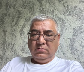 Shukhrat, 54, Tashkent