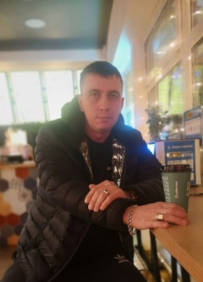 Ярослав, 37, Россия, Волжский (Волгоградская обл.)