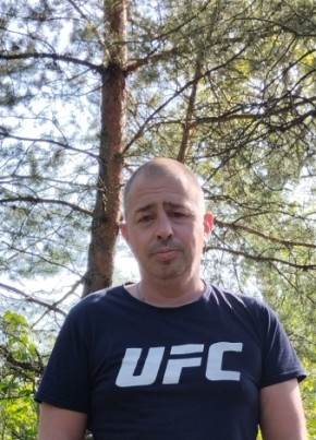 Александр из Ярославли 45 лет