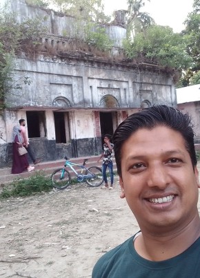 Didar, 36, Bangladesh, Feni
