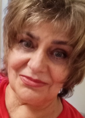Светлана из Ростова-на-Дону 67 лет