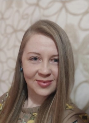 Арина, 34, Россия, Екатеринбург