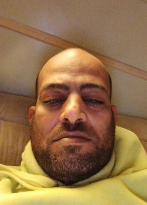 وو из القاهرة 42 года