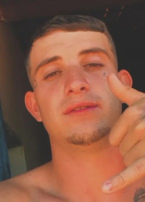 Aparecido из Divinópolis 22 года