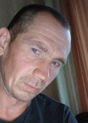 Валерий из Торжока 44 года