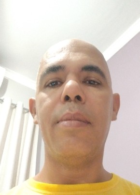 Marcos из Coronel Fabriciano 18 лет