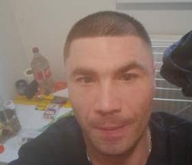 Arkadiusz, 37, Roosendaal