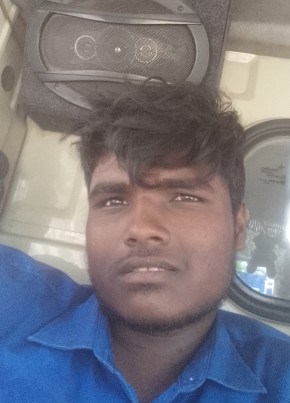Giri, 23, India, Bangalore