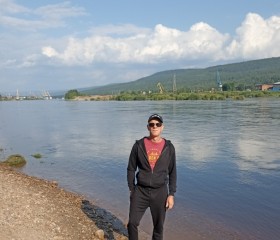 Анатолий, 55 лет, Усть-Кут