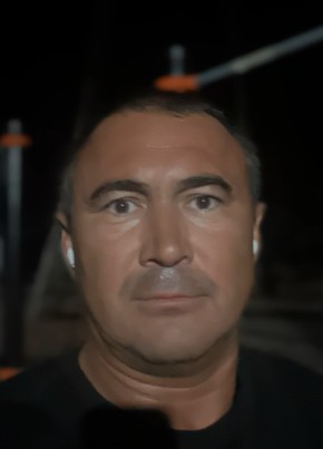 Рустам из Ижевска 49 лет