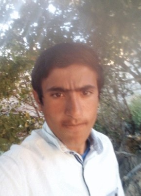 Suat Arslan, 19, Türkiye Cumhuriyeti, Ankara