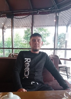 Павел, 36, Россия, Электроугли