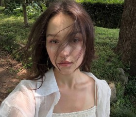 Yulya, 22, Yekaterinburg