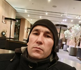 Oebek, 36, Saint Petersburg