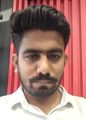 Vijay Singh, 24, India, Bārmer