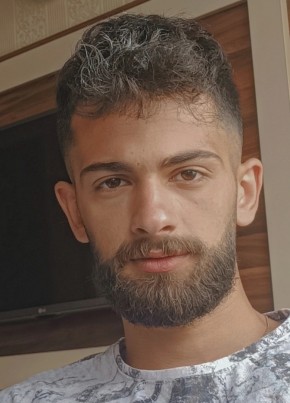 Amirer, 25, Türkiye Cumhuriyeti, İstanbul