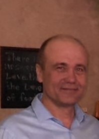 Юрий из Суворовскаи 54 года