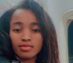 Challen, 27, Antananarivo