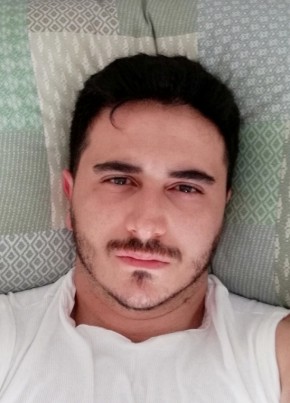 Volkan из Konya 27 лет