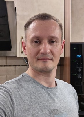 Александр из Мурманска 44 года