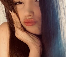 Milena, 22, Amsterdam