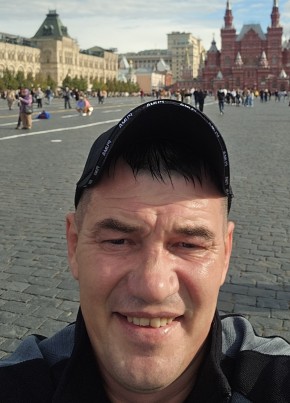 Макс из Шелехова 41 год