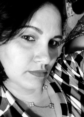Livia из Juazeiro do Norte 33 года