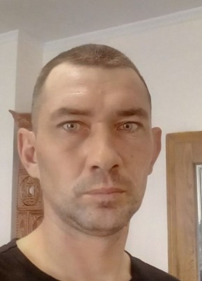 Андрій, 38, Україна, Красне
