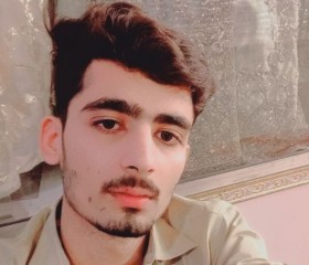 Azeem, 19 лет, لاہور