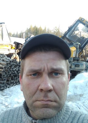 Евгений, 42, Россия, Карпогоры