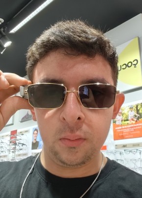 Hfhf из Tekkeköy 18 лет