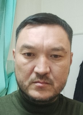 Данияр из Дзержинския 44 года