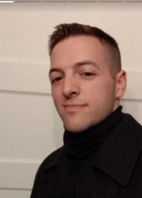 Ryan, 31, Repubblica Italiana, Catania