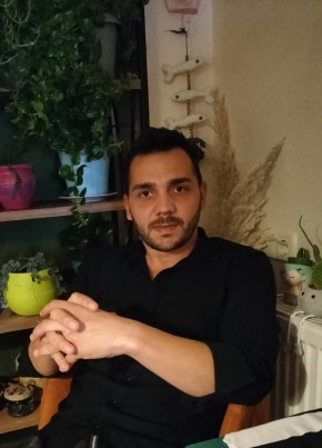 Aziz, 31, Türkiye Cumhuriyeti, Uşak