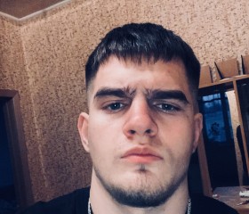 ‘-Makarov, 23, Novokuznetsk