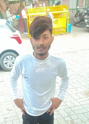Aman, 19, India, Delhi