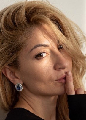 Marina из دبي 42 года