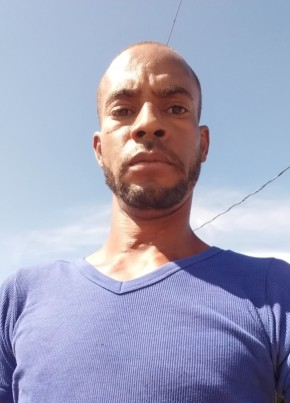 Wayne simpson, 44, Jamaica, Old Harbour