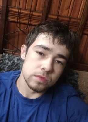 Андрей из Усть-Илимска 22 года