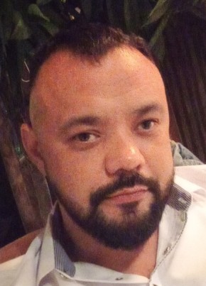 Роман из Свердловска 37 лет