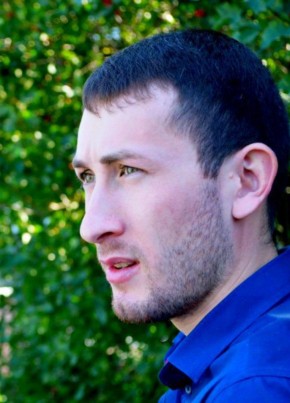 Радмир из Уфы 37 лет