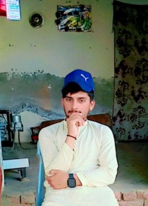 Malik Rashid, 18, پاکستان, فیصل آباد